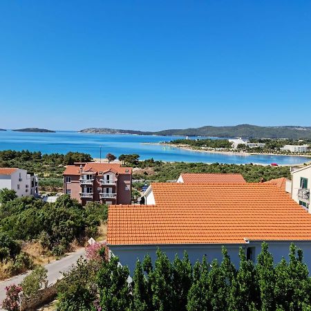 Apartment Luka With Balcony, Sea View And Free Parking Šibenik Kültér fotó