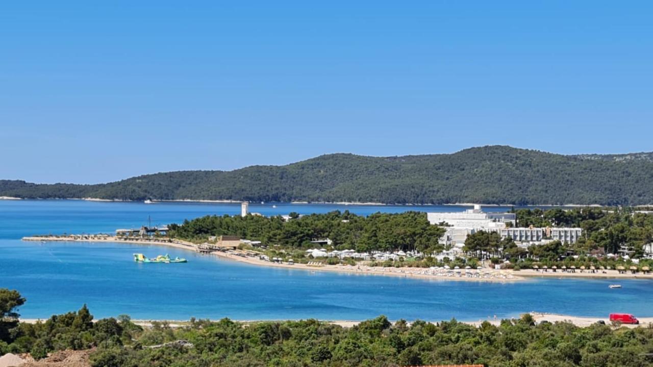 Apartment Luka With Balcony, Sea View And Free Parking Šibenik Kültér fotó